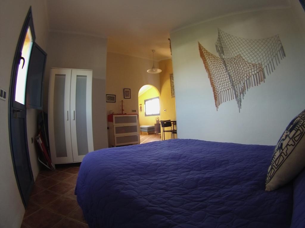 El Vuelo De La Libelula Apartment Barbate Room photo